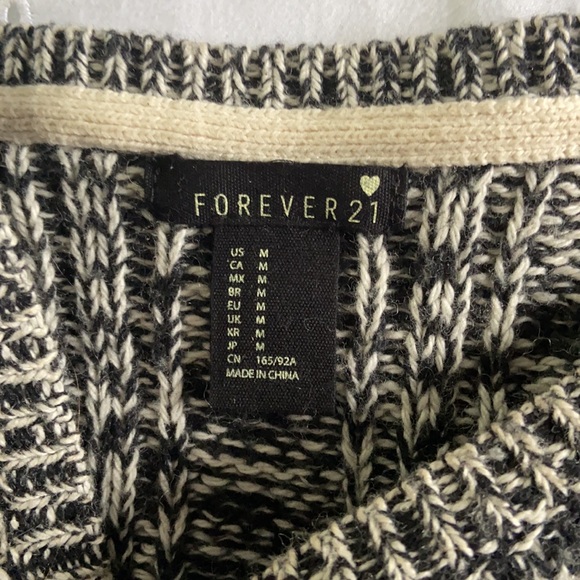 Sweater - Picture 3 of 4